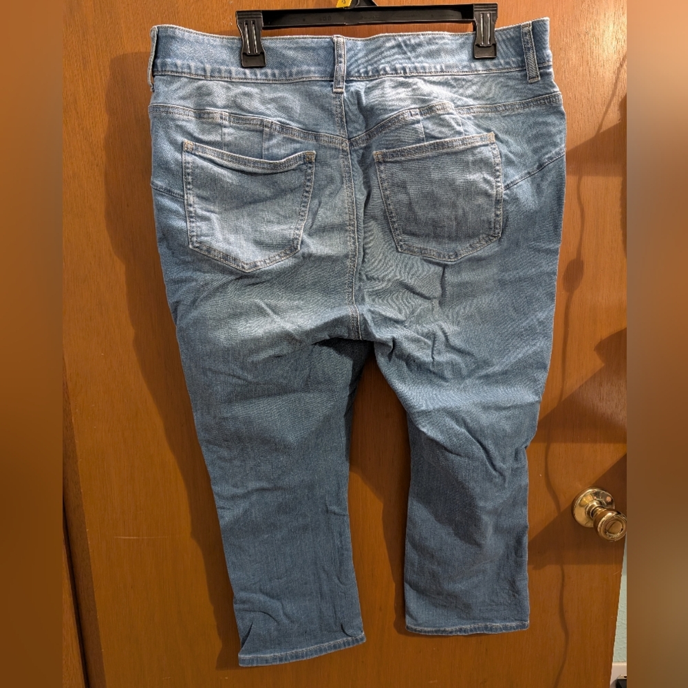 Capris